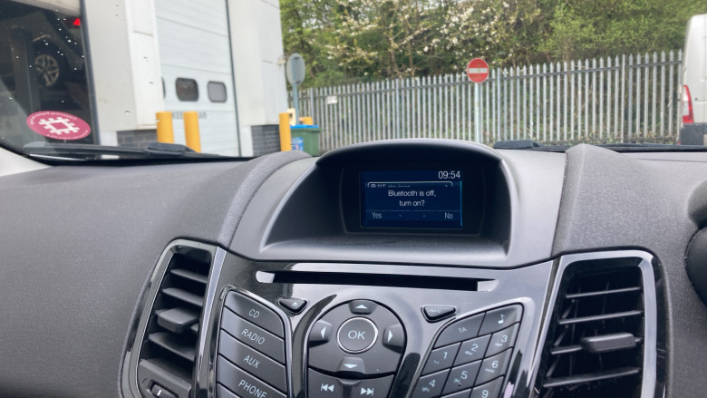 Ford Fiesta 1.25 82 Zetec 5dr Petrol Hatchback
